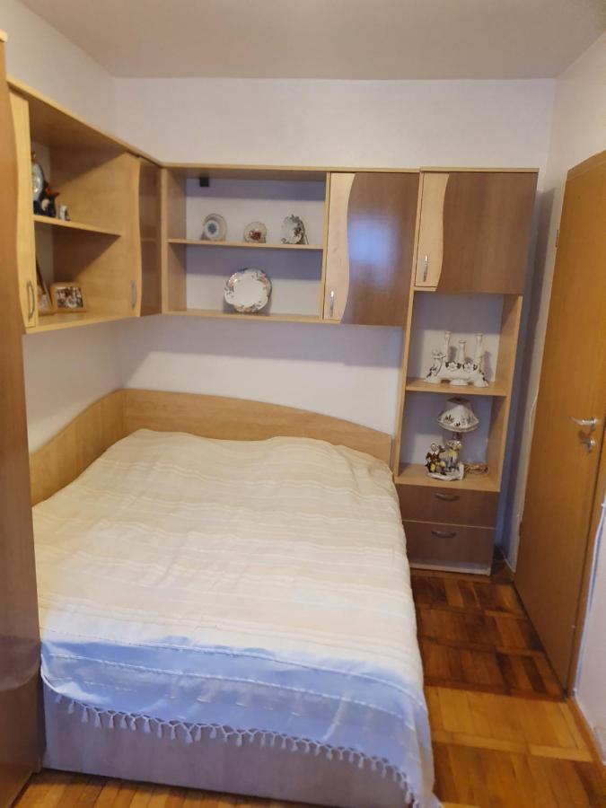 Apartament Cu Trei Camere Herkulesfürdő Kültér fotó